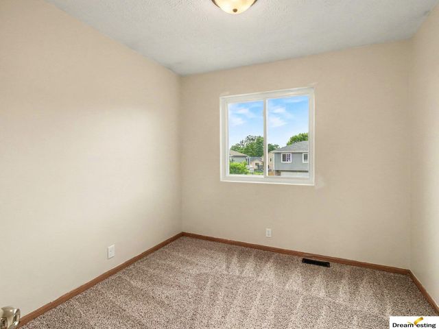 11003 S 17th Street, Bellevue, NE 68123