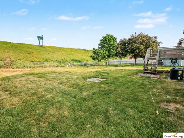 11003 S 17th Street, Bellevue, NE 68123