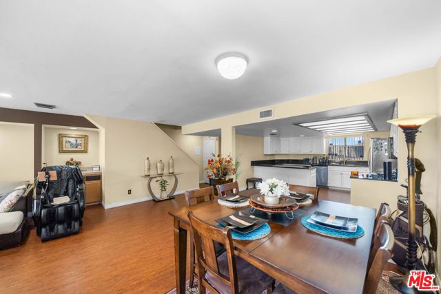 554 E San Jose Avenue 203, Burbank, CA 91501