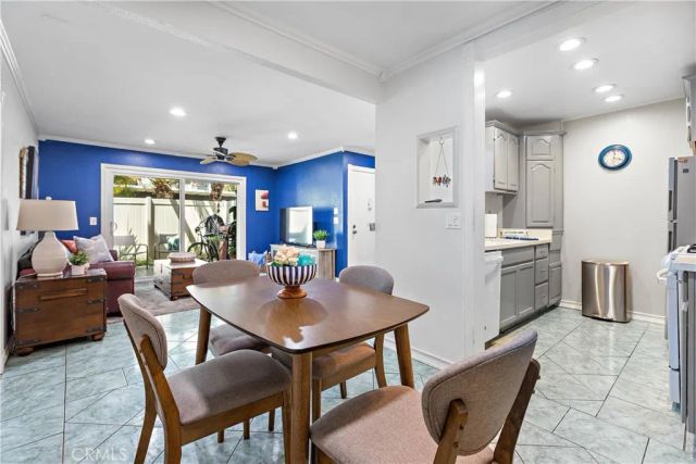215 Wichita Ave. 306, Huntington Beach, CA 92648