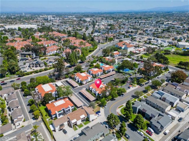 215 Wichita Ave. 306, Huntington Beach, CA 92648