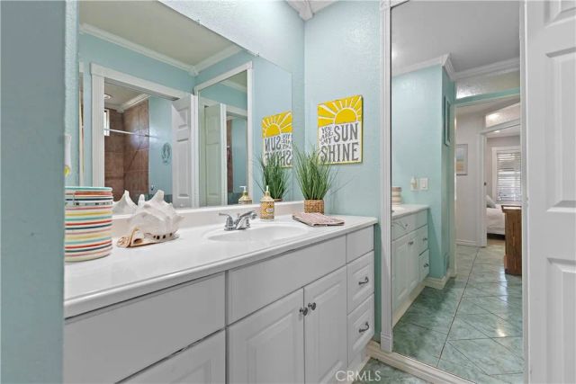 215 Wichita Ave. 306, Huntington Beach, CA 92648