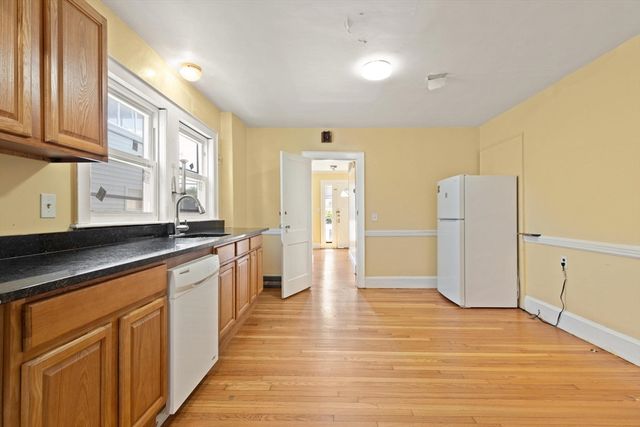 58 Winchester St, Medford, MA 02155