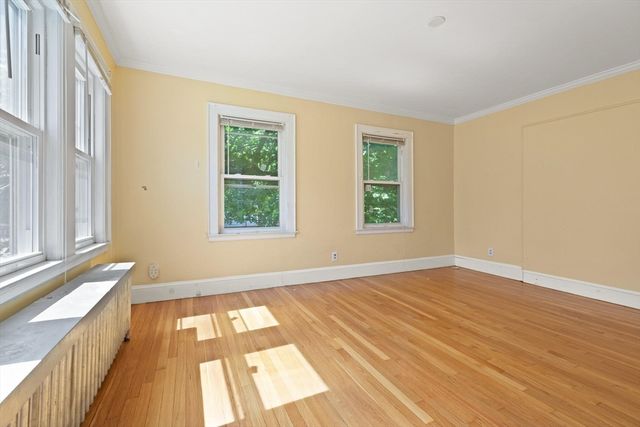 58 Winchester St, Medford, MA 02155