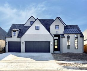 5816 E 127th Street S, Tulsa, OK 74008