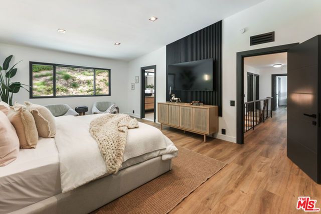 6427 Tahoe Drive, Los Angeles, CA 90068