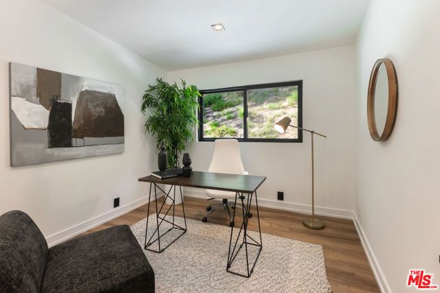 6427 Tahoe Drive, Los Angeles, CA 90068