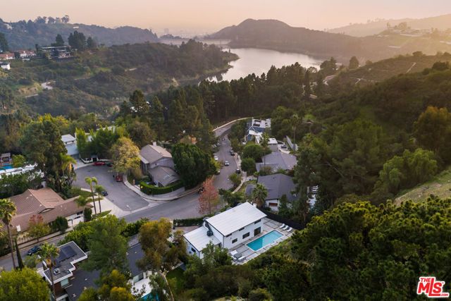 6427 Tahoe Drive, Los Angeles, CA 90068