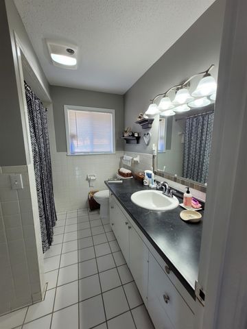 310 W Green Valley Drive, Horseshoe Bend, AR 72512