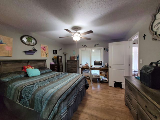 310 W Green Valley Drive, Horseshoe Bend, AR 72512