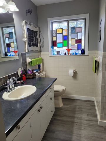 310 W Green Valley Drive, Horseshoe Bend, AR 72512