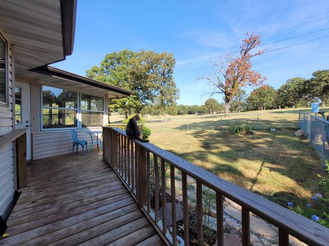 310 W Green Valley Drive, Horseshoe Bend, AR 72512