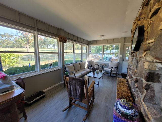 310 W Green Valley Drive, Horseshoe Bend, AR 72512