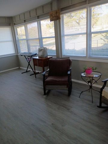 310 W Green Valley Drive, Horseshoe Bend, AR 72512