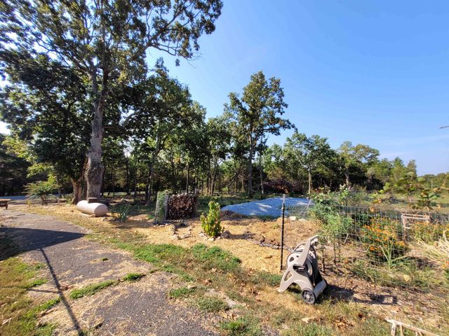 310 W Green Valley Drive, Horseshoe Bend, AR 72512