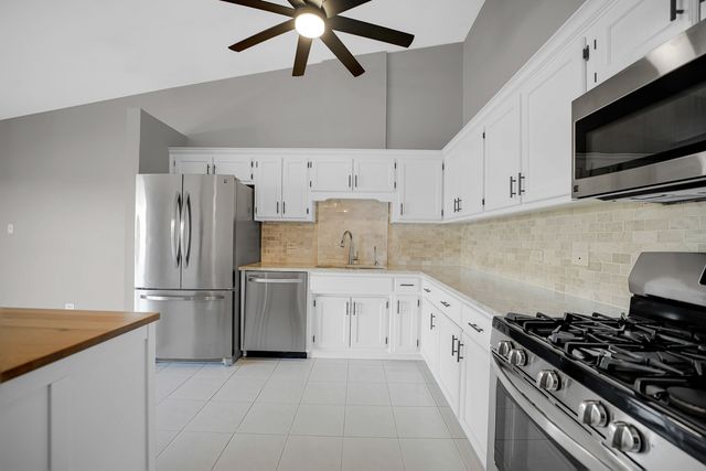 6264 S Gullikson Road 4A, Chicago, IL 60638