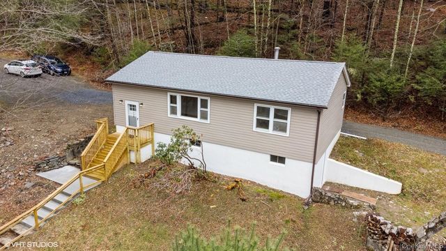 736 State Route 55, Napanoch, NY 12458