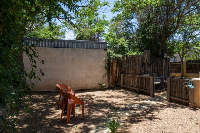 621 W San Francisco, Santa Fe, NM 87501