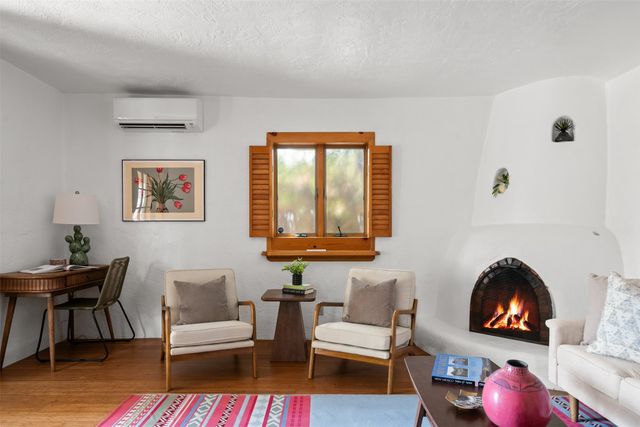 621 W San Francisco, Santa Fe, NM 87501