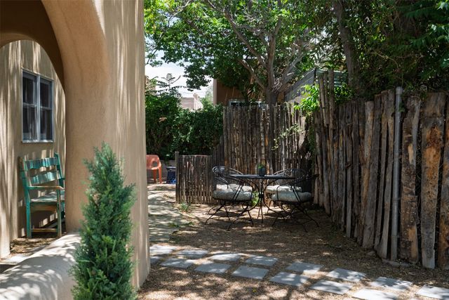 621 W San Francisco, Santa Fe, NM 87501