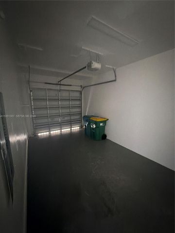 7658 NW 88 TER 12, Tamarac, FL 33321