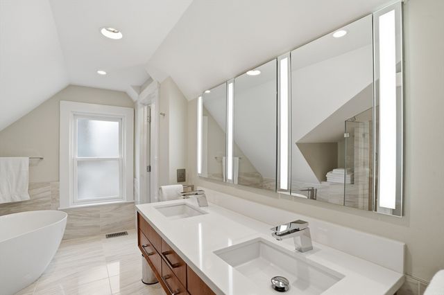 16 Claremon St, Somerville, MA 02144