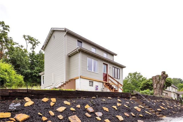 31 Penn, Manor, PA 15665