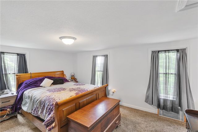 31 Penn, Manor, PA 15665