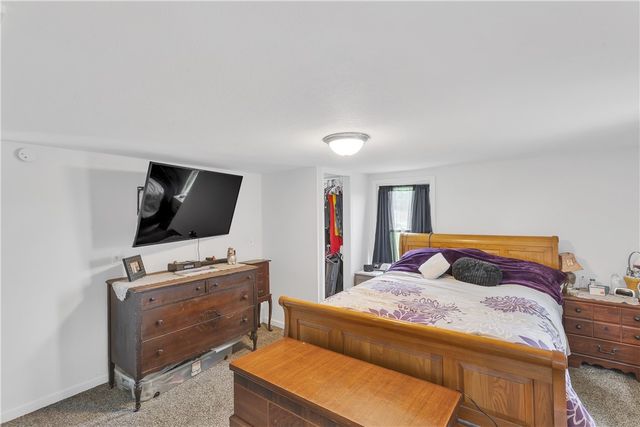 31 Penn, Manor, PA 15665