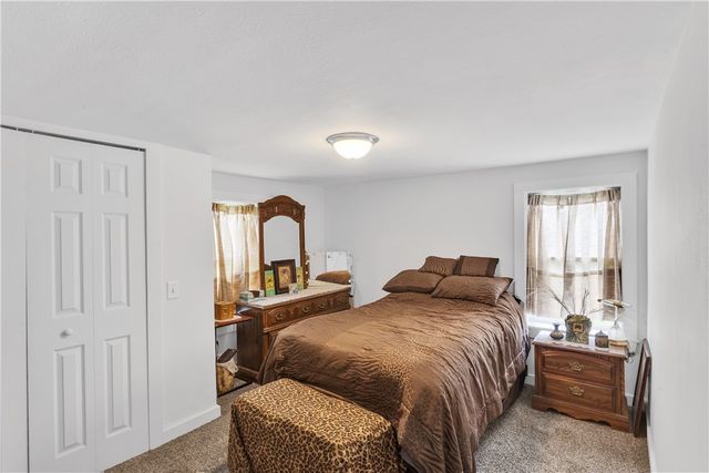 31 Penn, Manor, PA 15665