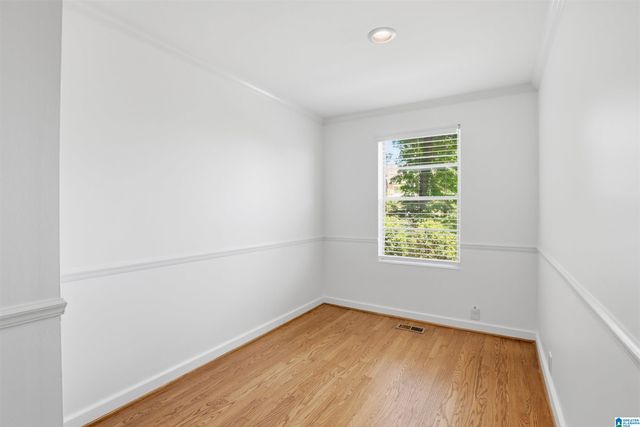 117 Memory Ct Apt B, Mountain Brook, AL 35213