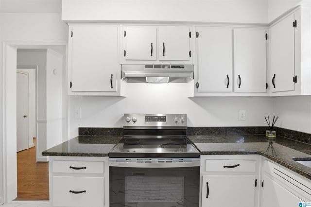 117 Memory Ct Apt B, Mountain Brook, AL 35213