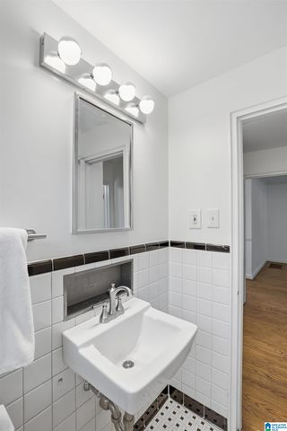 117 Memory Ct Apt B, Mountain Brook, AL 35213
