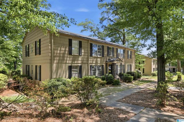 117 Memory Ct Apt B, Mountain Brook, AL 35213