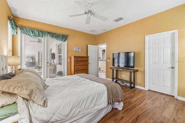 2901 RED COAT CIRCLE, Brandon, FL 33511