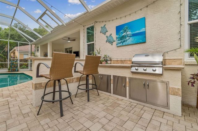 2901 RED COAT CIRCLE, Brandon, FL 33511