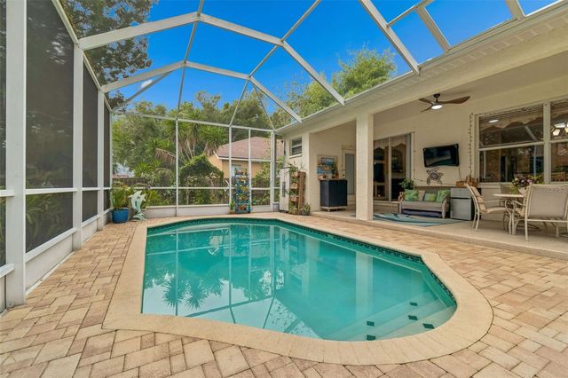 2901 RED COAT CIRCLE, Brandon, FL 33511