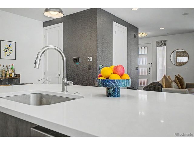 4566 W 39th Ave, Denver, CO 80212
