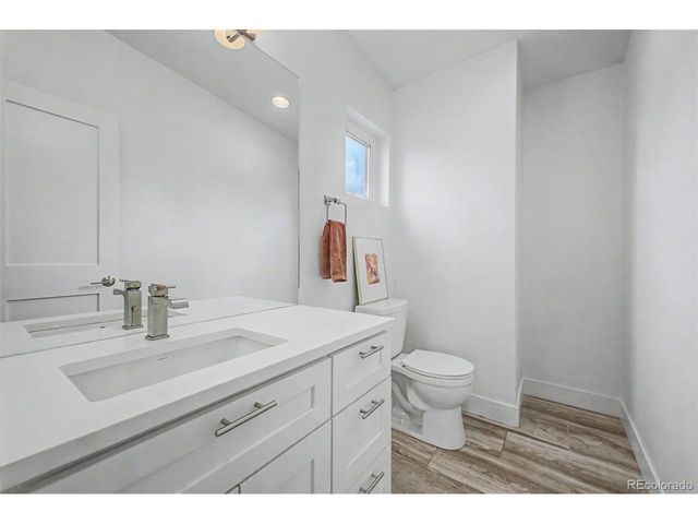 4566 W 39th Ave, Denver, CO 80212