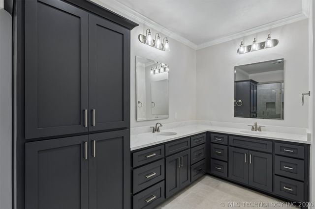 5915 E 127th Place S, Tulsa, OK 74008