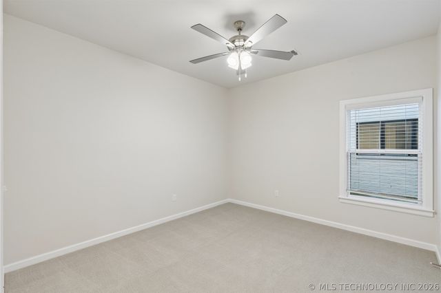 5915 E 127th Place S, Tulsa, OK 74008