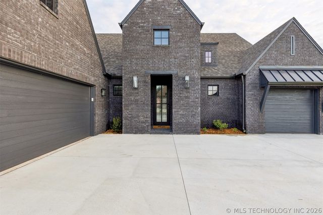 5915 E 127th Place S, Tulsa, OK 74008