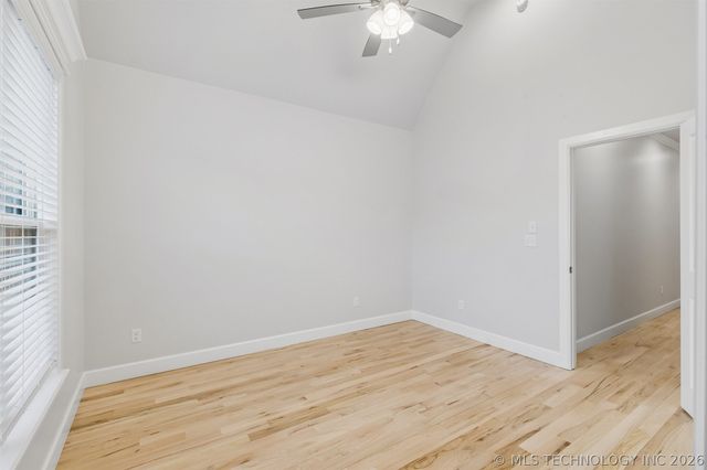 5915 E 127th Place S, Tulsa, OK 74008
