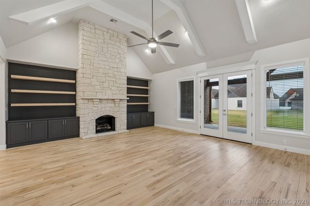 5915 E 127th Place S, Tulsa, OK 74008