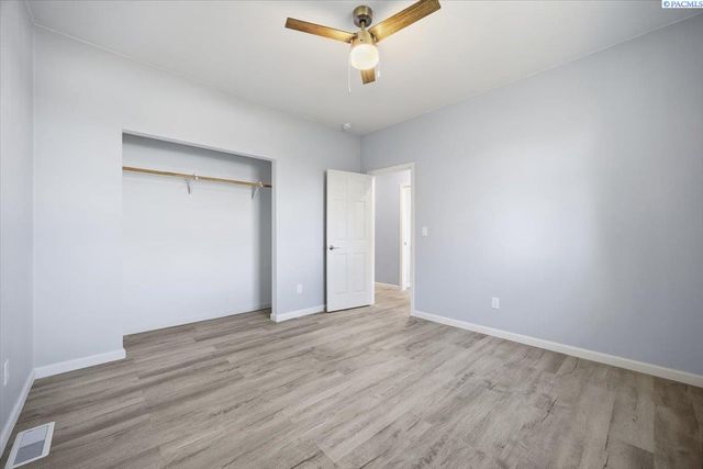 324 3rd Ave, Mabton, WA 98935