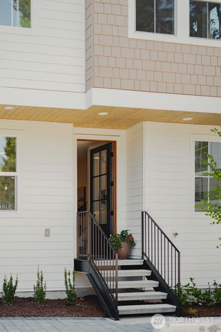 11812 NE 103rd Place, Kirkland, WA 98033