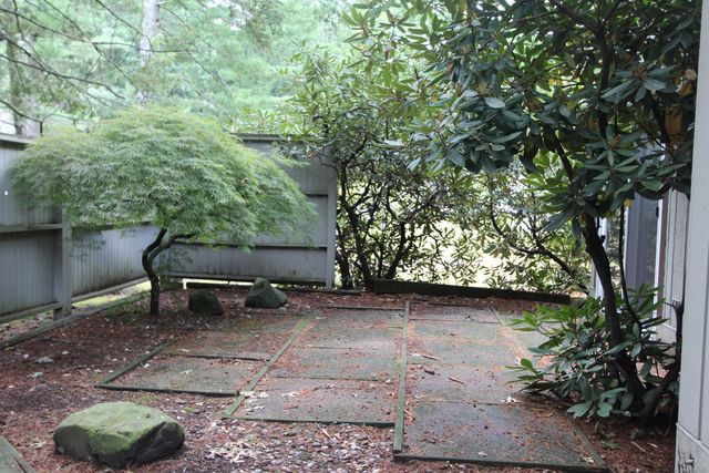 6 Lyle Court C, Farmington, CT 06032