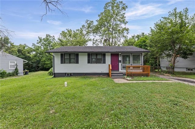 4516 Jackson Avenue, Kansas City, MO 64130