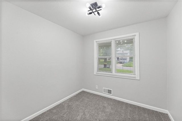 4516 Jackson Avenue, Kansas City, MO 64130