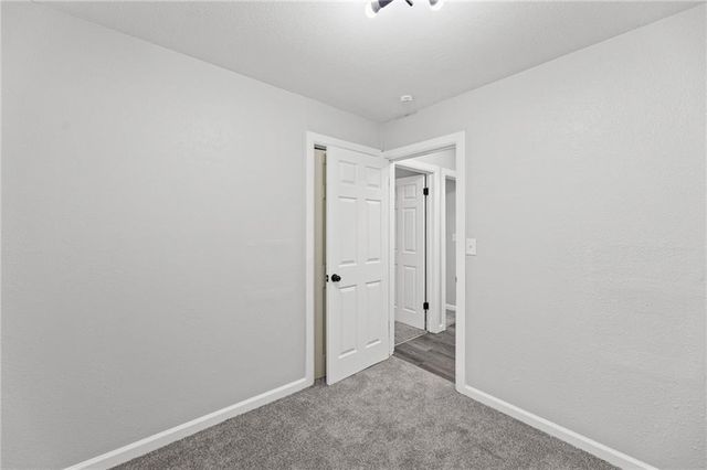 4516 Jackson Avenue, Kansas City, MO 64130